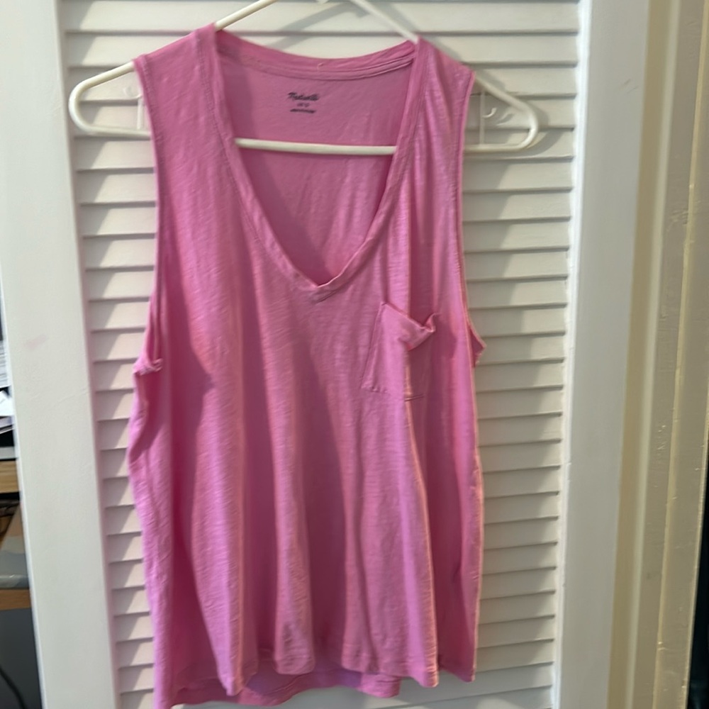 Madewell sleeveless v neck whisper cotton pocket tee